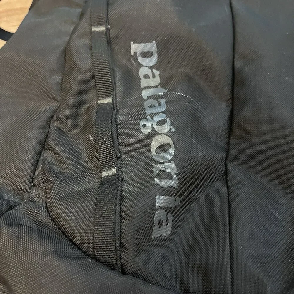 Patagonia Refugio 28L Black Backpack Laptop Bag Daypack Hiking Travel School